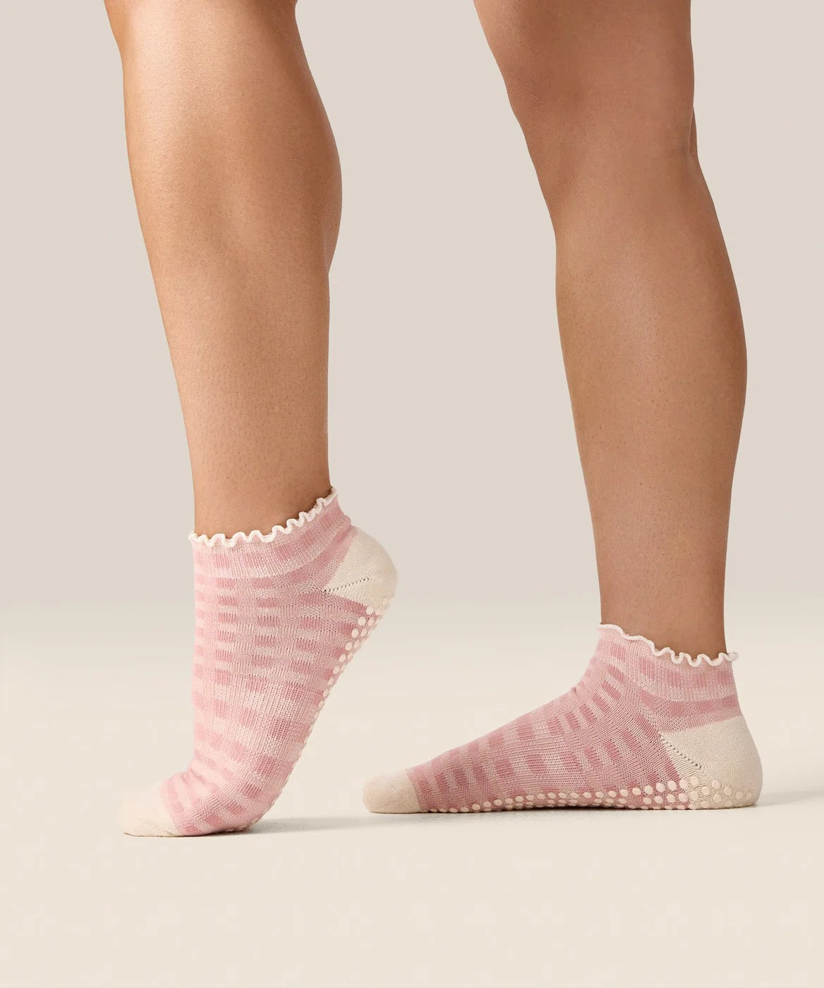 Moveactive Gingham Frill Rose Low Rise Grip Socks