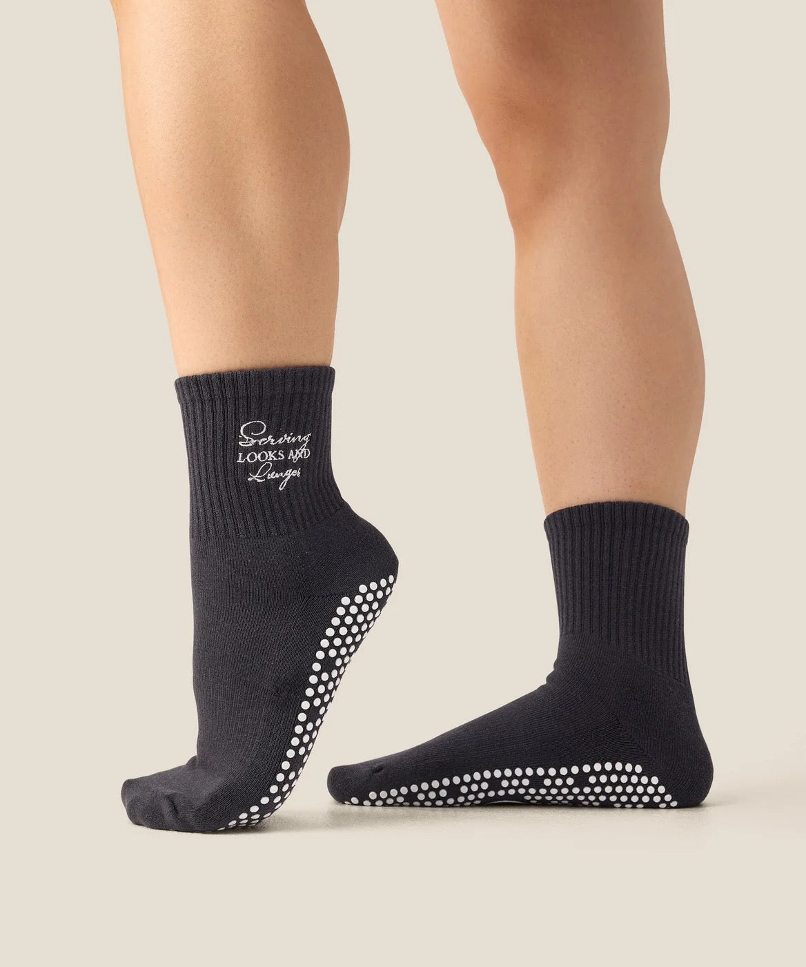 Moveactive Crew Grip Socks Looks & Lunges